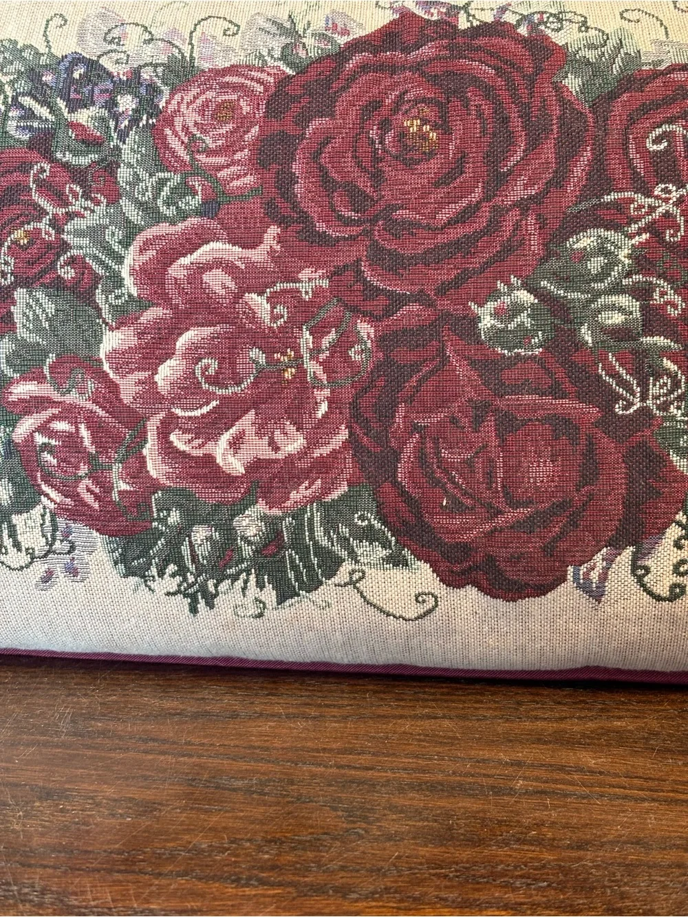 Glynda Turley Vintage Toss Pillow Tapestry Roses Excellent Condition